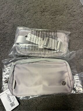 lululemon athletica Light Lavender Phone Pouch with Strap